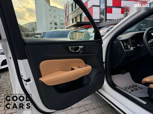Вольво С60, объемом двигателя 0 л и пробегом 80 тыс. км за 30000 $, фото 16 на Automoto.ua