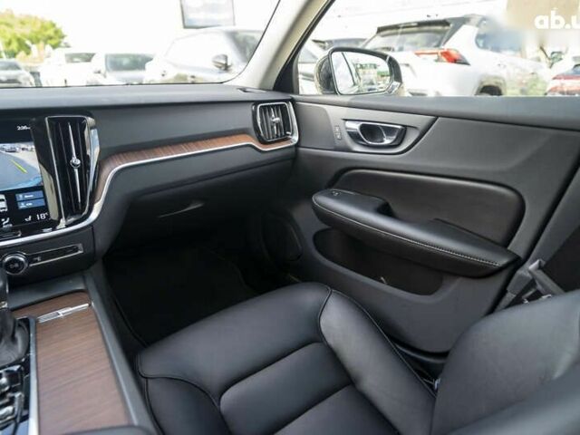 Вольво С60, объемом двигателя 2 л и пробегом 1 тыс. км за 27100 $, фото 21 на Automoto.ua