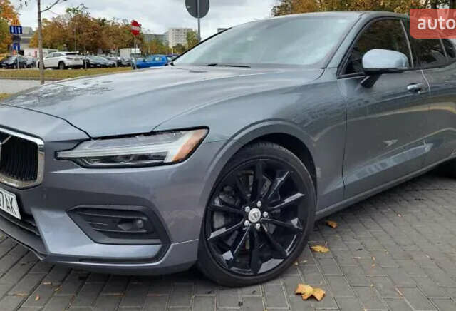Вольво С60, об'ємом двигуна 2 л та пробігом 81 тис. км за 29500 $, фото 2 на Automoto.ua