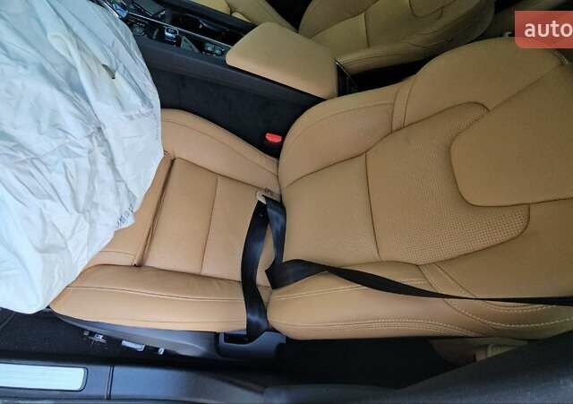 Вольво С60, объемом двигателя 1.97 л и пробегом 8 тыс. км за 16800 $, фото 53 на Automoto.ua