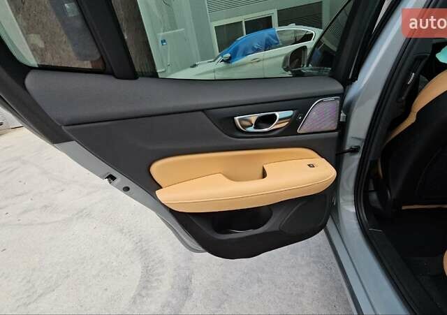 Вольво С60, объемом двигателя 1.97 л и пробегом 8 тыс. км за 16800 $, фото 70 на Automoto.ua