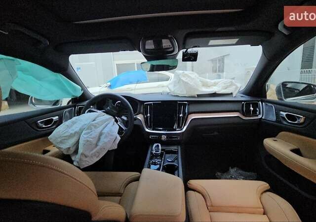 Вольво С60, объемом двигателя 1.97 л и пробегом 8 тыс. км за 16800 $, фото 11 на Automoto.ua