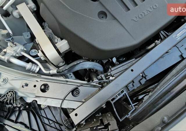 Вольво С60, объемом двигателя 1.97 л и пробегом 8 тыс. км за 16800 $, фото 31 на Automoto.ua