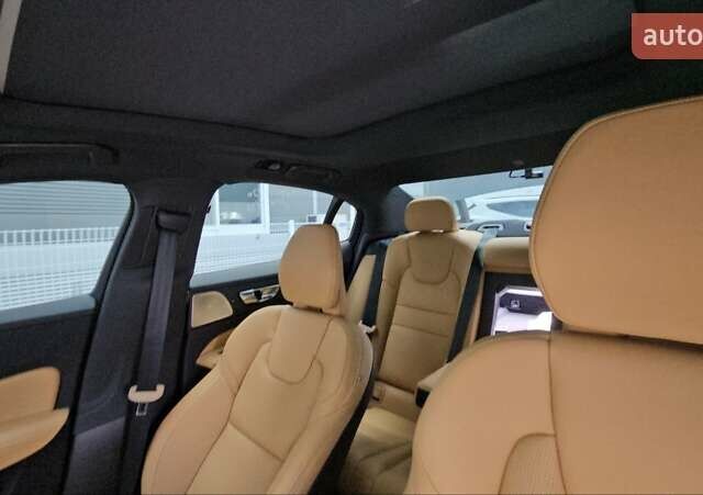 Вольво С60, объемом двигателя 1.97 л и пробегом 8 тыс. км за 16800 $, фото 57 на Automoto.ua