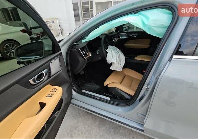 Вольво С60, объемом двигателя 1.97 л и пробегом 8 тыс. км за 16800 $, фото 59 на Automoto.ua