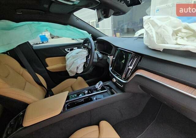 Вольво С60, объемом двигателя 1.97 л и пробегом 8 тыс. км за 16800 $, фото 20 на Automoto.ua