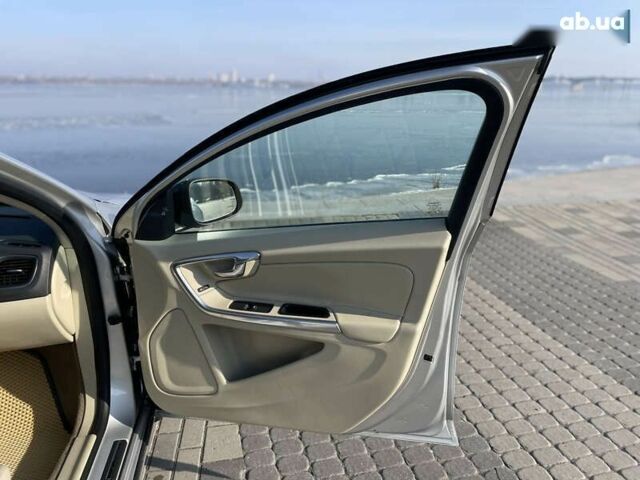 Вольво С60, объемом двигателя 2 л и пробегом 184 тыс. км за 14000 $, фото 14 на Automoto.ua