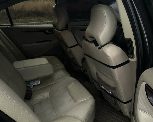 Серый Вольво С60, объемом двигателя 2.4 л и пробегом 328 тыс. км за 4999 $, фото 8 на Automoto.ua