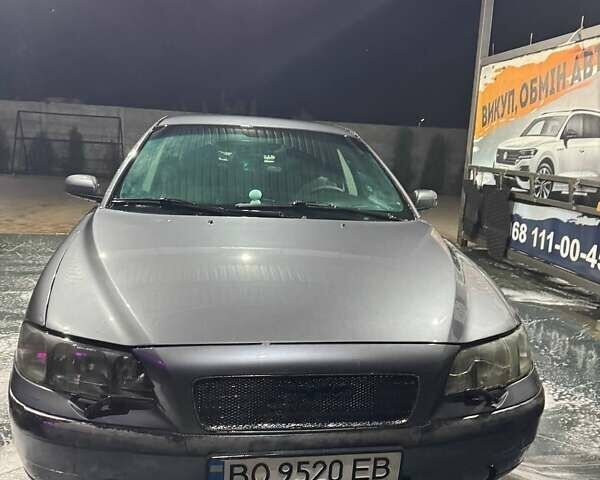 Серый Вольво С60, объемом двигателя 2.52 л и пробегом 340 тыс. км за 5300 $, фото 1 на Automoto.ua