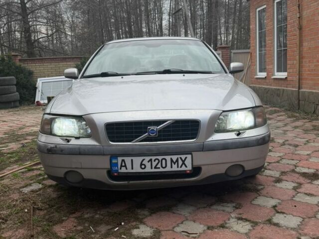 Сірий Вольво С60, об'ємом двигуна 2.4 л та пробігом 400 тис. км за 3000 $, фото 6 на Automoto.ua