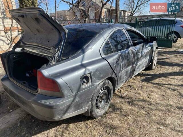 Сірий Вольво С60, об'ємом двигуна 2.44 л та пробігом 320 тис. км за 1500 $, фото 4 на Automoto.ua