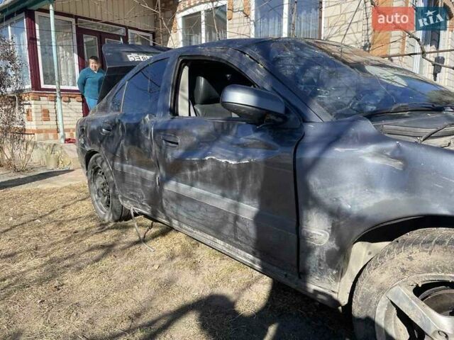 Сірий Вольво С60, об'ємом двигуна 2.44 л та пробігом 320 тис. км за 1500 $, фото 1 на Automoto.ua