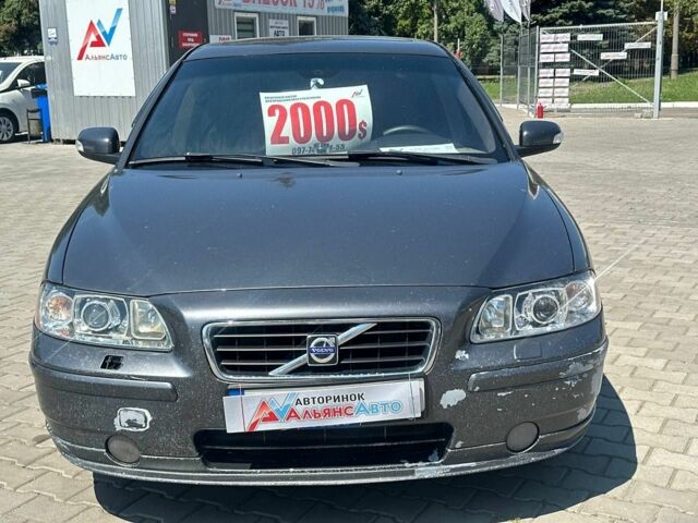 Серый Вольво С60, объемом двигателя 2.4 л и пробегом 357 тыс. км за 6704 $, фото 5 на Automoto.ua