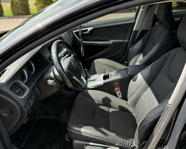 Сірий Вольво С60, об'ємом двигуна 1.98 л та пробігом 218 тис. км за 11200 $, фото 10 на Automoto.ua