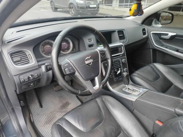 Сірий Вольво С60, об'ємом двигуна 2.5 л та пробігом 151 тис. км за 9400 $, фото 9 на Automoto.ua