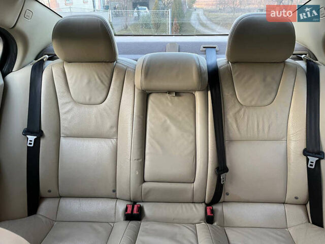 Серый Вольво С60, объемом двигателя 1.98 л и пробегом 185 тыс. км за 8500 $, фото 21 на Automoto.ua