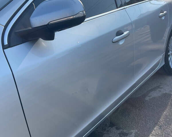 Сірий Вольво С60, об'ємом двигуна 2.52 л та пробігом 200 тис. км за 8200 $, фото 25 на Automoto.ua