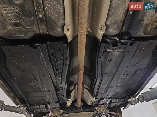 Вольво С60 2011 в Трускавце на Automoto.ua Серый Вольво С60, объемом двигателя 1.6 л и пробегом 232 тыс. км за 10000 $, фото 35 на Automoto.ua