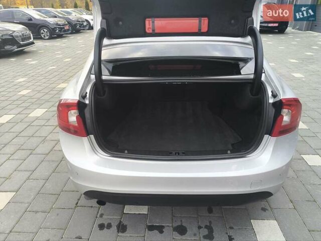 Вольво С60 2011 в Трускавце на Automoto.ua Серый Вольво С60, объемом двигателя 1.6 л и пробегом 232 тыс. км за 10000 $, фото 18 на Automoto.ua