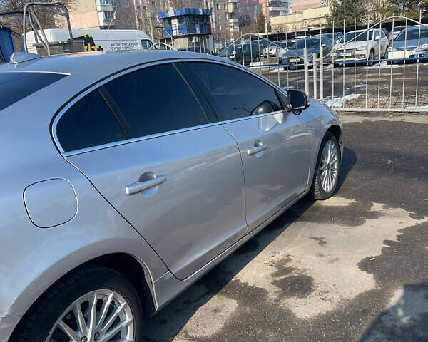 Сірий Вольво С60, об'ємом двигуна 2.52 л та пробігом 200 тис. км за 8200 $, фото 16 на Automoto.ua