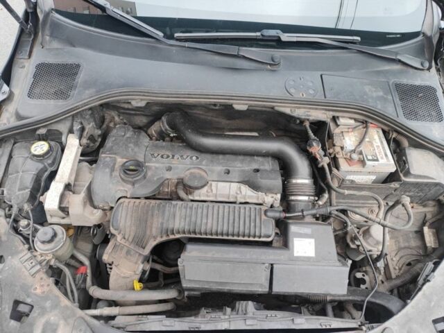 Сірий Вольво С60, об'ємом двигуна 2.5 л та пробігом 151 тис. км за 9400 $, фото 11 на Automoto.ua