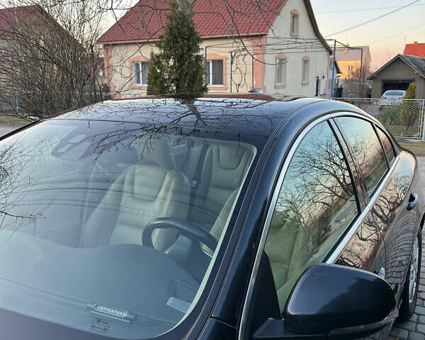 Серый Вольво С60, объемом двигателя 1.98 л и пробегом 185 тыс. км за 8500 $, фото 1 на Automoto.ua