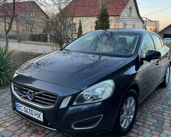 Серый Вольво С60, объемом двигателя 1.98 л и пробегом 185 тыс. км за 8500 $, фото 9 на Automoto.ua