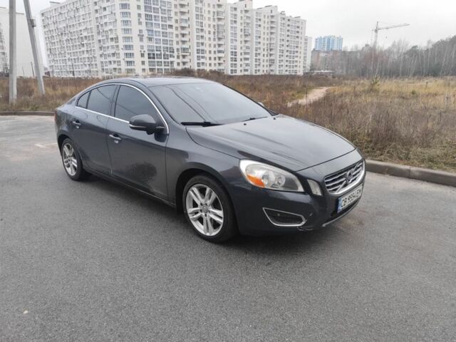 Сірий Вольво С60, об'ємом двигуна 2.5 л та пробігом 151 тис. км за 9400 $, фото 1 на Automoto.ua