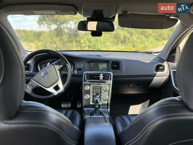 Серый Вольво С60, объемом двигателя 3 л и пробегом 140 тыс. км за 14800 $, фото 19 на Automoto.ua