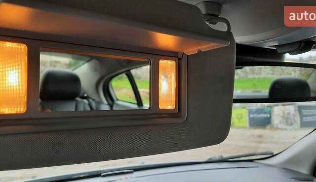 Серый Вольво С60, объемом двигателя 2.5 л и пробегом 325 тыс. км за 10750 $, фото 20 на Automoto.ua