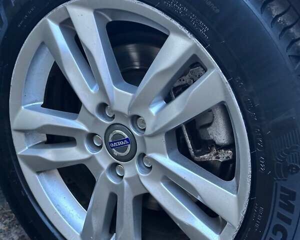 Серый Вольво С60, объемом двигателя 1.98 л и пробегом 204 тыс. км за 10300 $, фото 6 на Automoto.ua