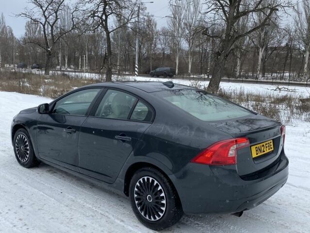 Сірий Вольво С60, об'ємом двигуна 1.6 л та пробігом 300 тис. км за 2500 $, фото 15 на Automoto.ua