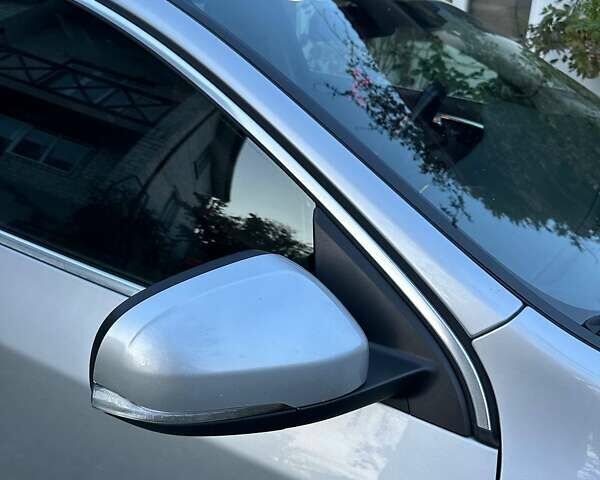 Серый Вольво С60, объемом двигателя 1.98 л и пробегом 204 тыс. км за 10300 $, фото 7 на Automoto.ua