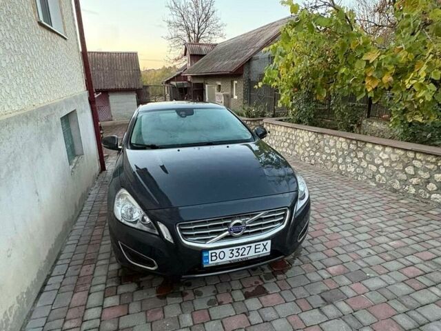 Сірий Вольво С60, об'ємом двигуна 2.5 л та пробігом 169 тис. км за 10200 $, фото 2 на Automoto.ua