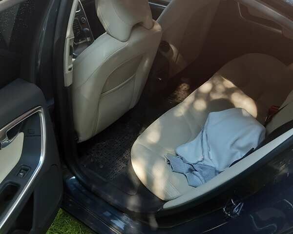 Сірий Вольво С60, об'ємом двигуна 1.6 л та пробігом 295 тис. км за 10500 $, фото 2 на Automoto.ua
