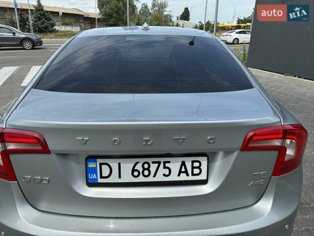 Серый Вольво С60, объемом двигателя 2.95 л и пробегом 223 тыс. км за 10800 $, фото 4 на Automoto.ua