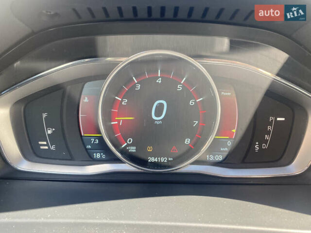 Серый Вольво С60, объемом двигателя 2.52 л и пробегом 285 тыс. км за 8850 $, фото 10 на Automoto.ua