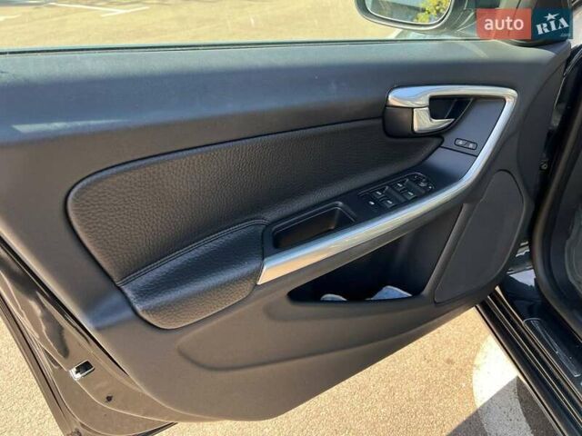 Сірий Вольво С60, об'ємом двигуна 2.5 л та пробігом 208 тис. км за 10490 $, фото 11 на Automoto.ua