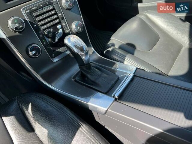 Сірий Вольво С60, об'ємом двигуна 2.5 л та пробігом 208 тис. км за 10490 $, фото 17 на Automoto.ua
