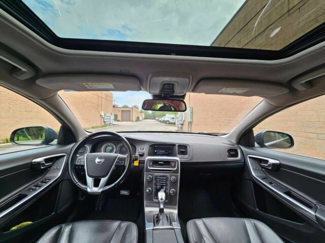 Сірий Вольво С60, об'ємом двигуна 2.5 л та пробігом 85 тис. км за 1300 $, фото 9 на Automoto.ua