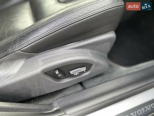Вольво С60 2013 у Луцьку на Automoto.ua Сірий Вольво С60, об'ємом двигуна 2.52 л та пробігом 284 тис. км за 9400 $, фото 41 на Automoto.ua