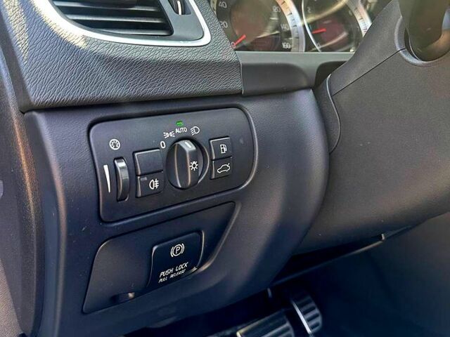 Серый Вольво С60, объемом двигателя 2.5 л и пробегом 0 тыс. км за 9800 $, фото 6 на Automoto.ua