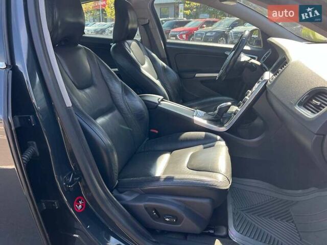 Сірий Вольво С60, об'ємом двигуна 2.5 л та пробігом 208 тис. км за 10490 $, фото 9 на Automoto.ua