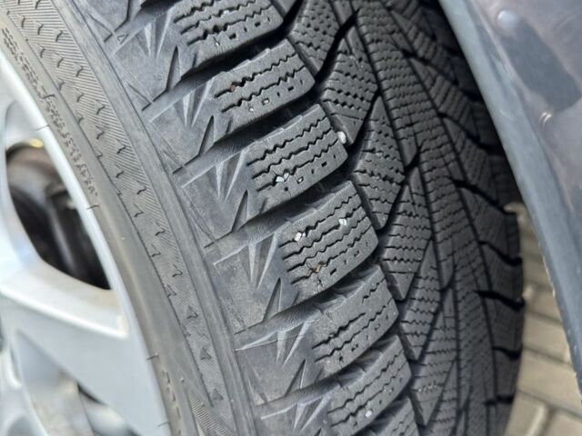 Сірий Вольво С60, об'ємом двигуна 1.6 л та пробігом 249 тис. км за 13000 $, фото 7 на Automoto.ua