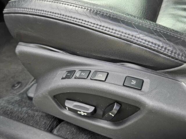 Серый Вольво С60, объемом двигателя 2.5 л и пробегом 82 тыс. км за 8700 $, фото 12 на Automoto.ua