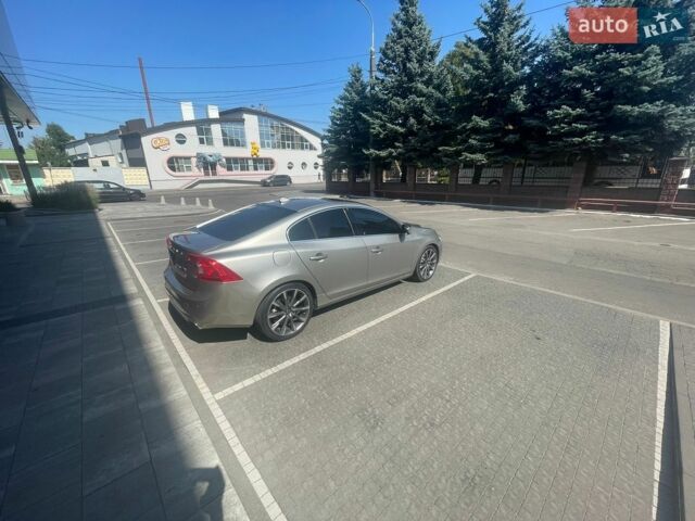 Сірий Вольво С60, об'ємом двигуна 1.97 л та пробігом 160 тис. км за 12500 $, фото 2 на Automoto.ua