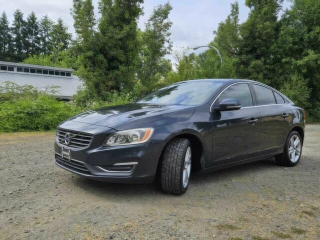 Серый Вольво С60, объемом двигателя 2.5 л и пробегом 82 тыс. км за 8700 $, фото 2 на Automoto.ua