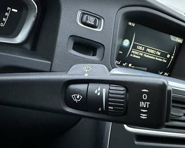 Серый Вольво С60, объемом двигателя 2.5 л и пробегом 73 тыс. км за 16500 $, фото 40 на Automoto.ua