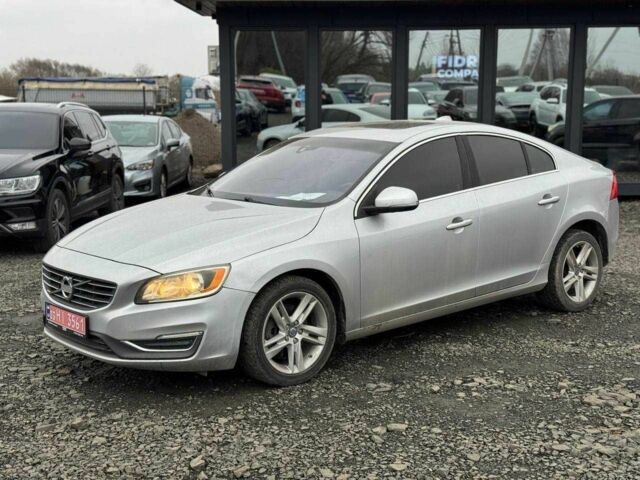 Серый Вольво С60, объемом двигателя 2 л и пробегом 170 тыс. км за 8200 $, фото 1 на Automoto.ua