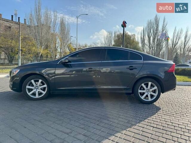 Сірий Вольво С60, об'ємом двигуна 2 л та пробігом 190 тис. км за 12000 $, фото 2 на Automoto.ua